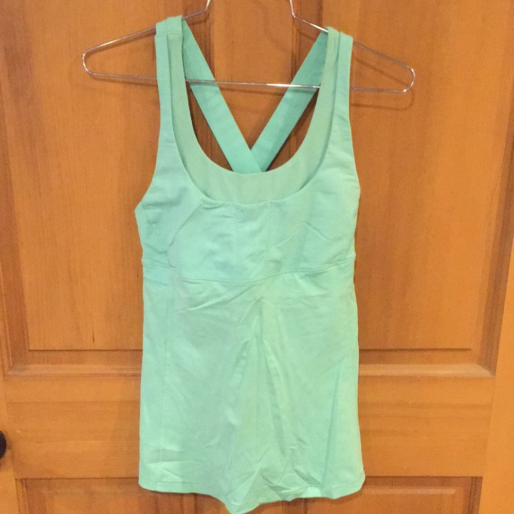 Lululemon tank built in medium support Mint green